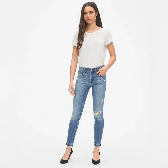 GAP Women's Blue Skinny Jeans - Picture 2 of 10